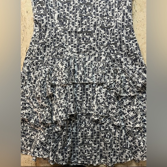 Tommy Hilfiger Black and White Ruffle Lace Dress Size 12 - Picture 2 of 6